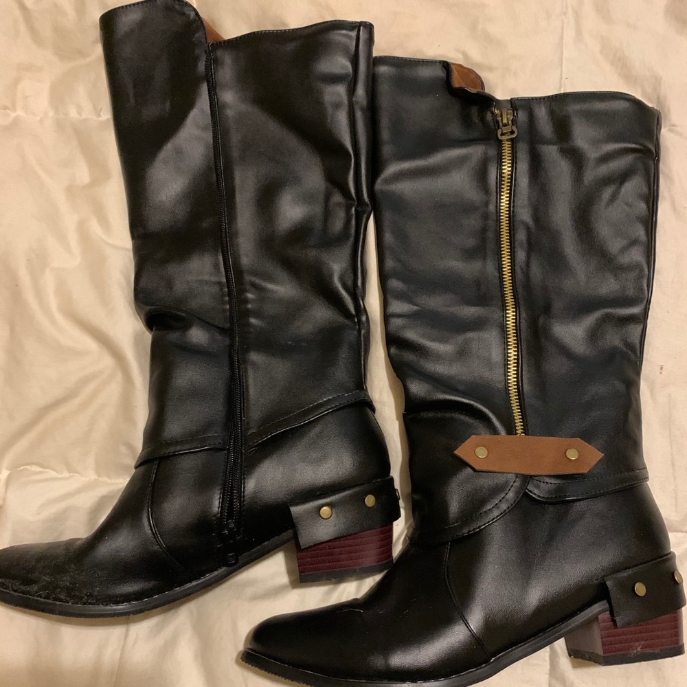 No Name Black boots sz 9